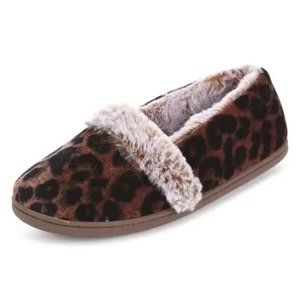 Women's Roxy Leopard Closed-Back Slippers